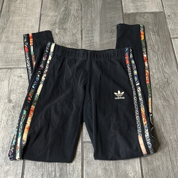 Adidas X The FARM Jardim Agharta Leggings Women’s XS black mixed print pant - Picture 8 of 8